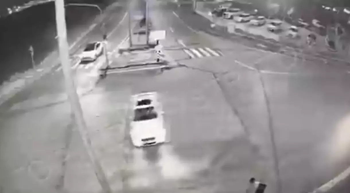 Ankara\'da trafikte drift atan 2 sürücüye ibretlik ceza