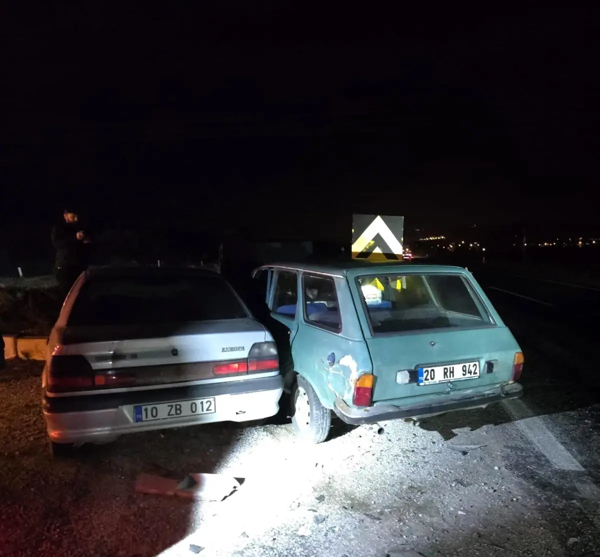 Denizli\'de Trafik Kazası: İki Yaralı