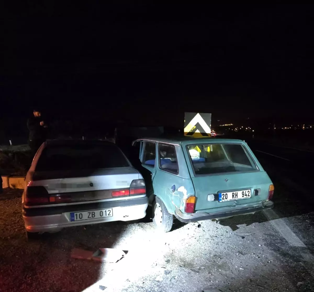 Denizli\'de Trafik Kazası: 3 Yaralı