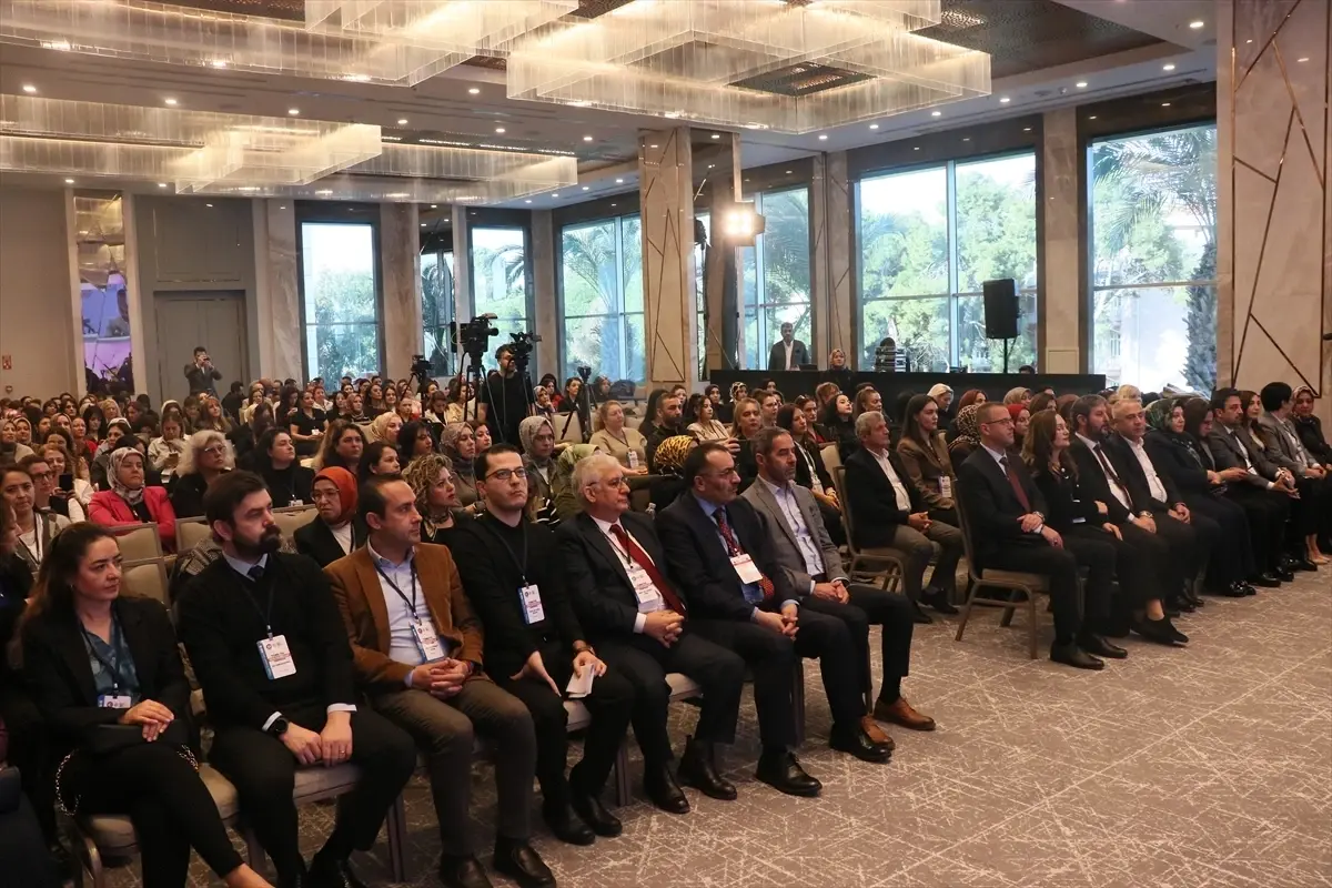 İzmir\'de Türkiye Kadın Buluşmaları Başladı