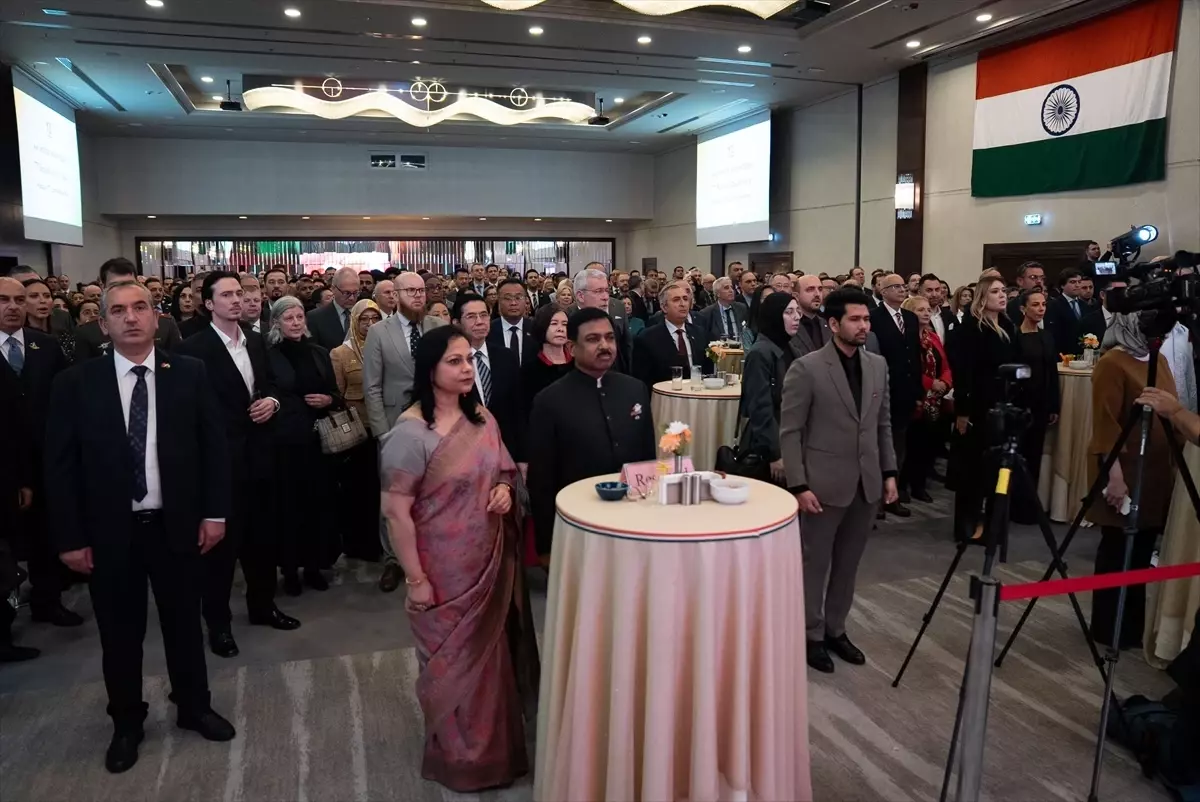 Hindistan\'ın 77. Cumhuriyet Bayramı Ankara\'da Kutlandı