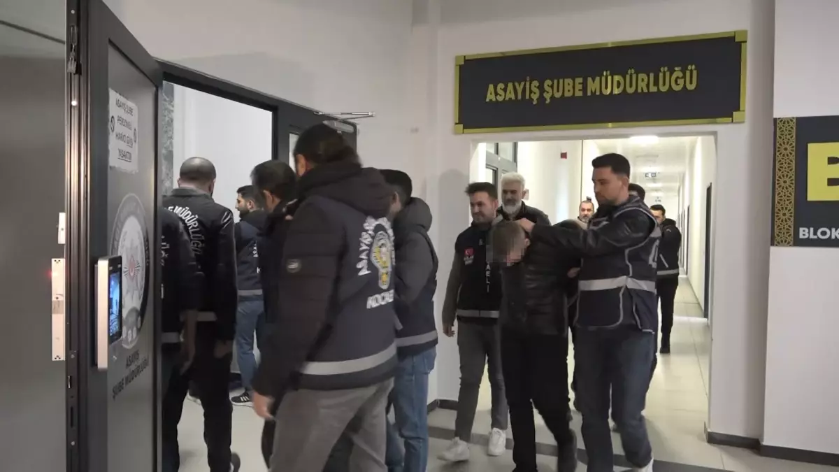 İş insanı ve doktora suikast planını polis ortaya çıkardı; tetikçiyle buluşma anları kamerada