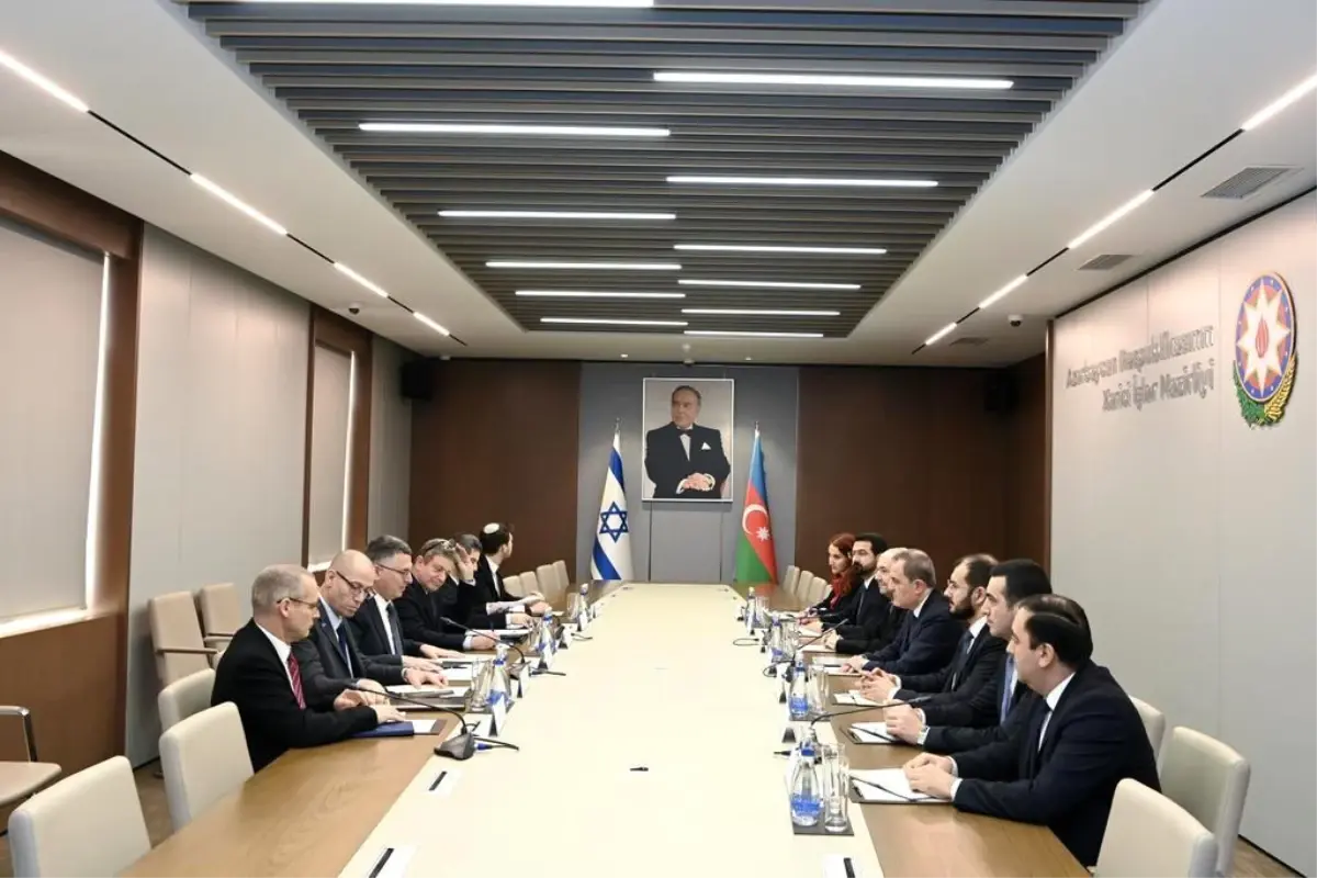 İsrail ve Azerbaycan Dışişleri Bakanları Görüştü