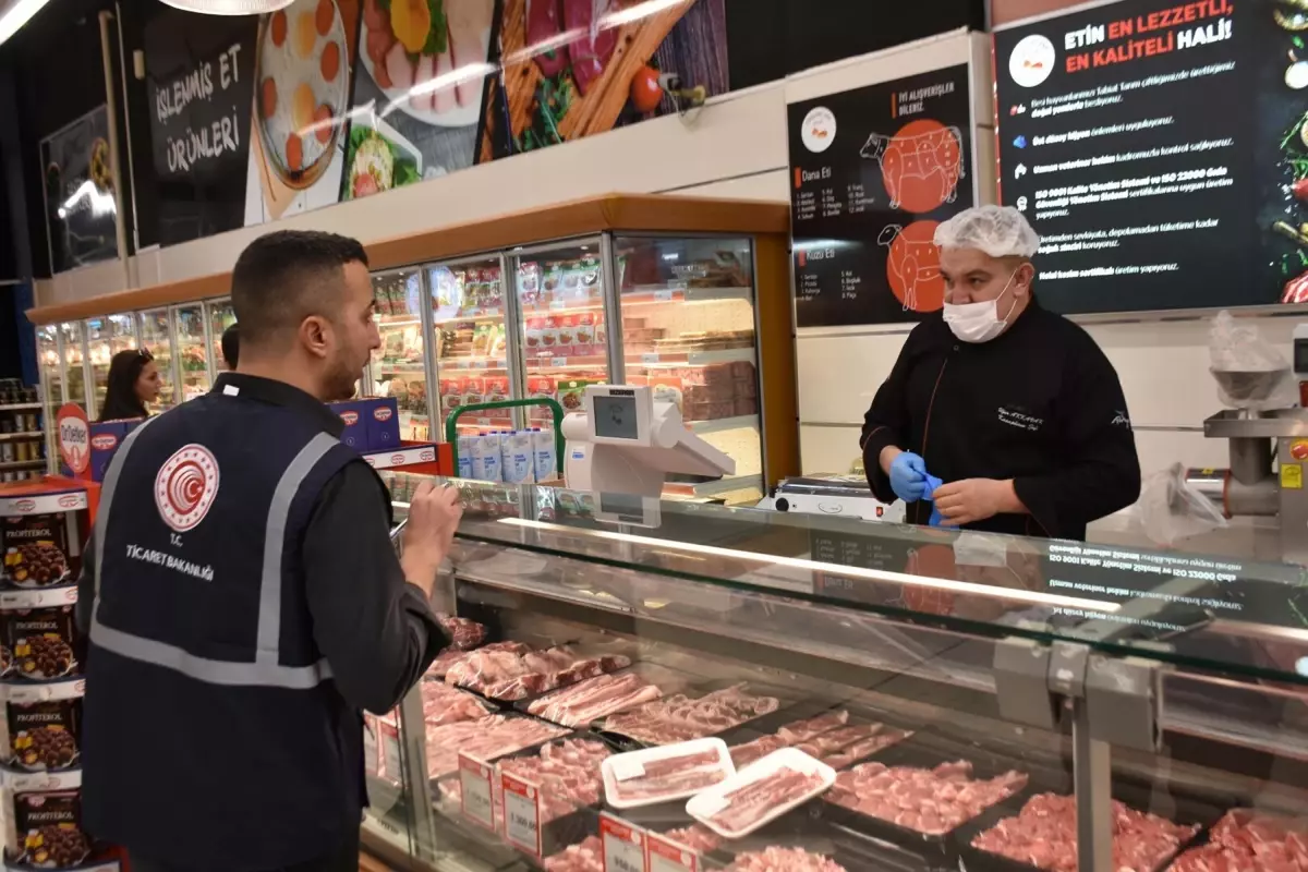 İzmir\'de Fahiş Fiyat Denetimi