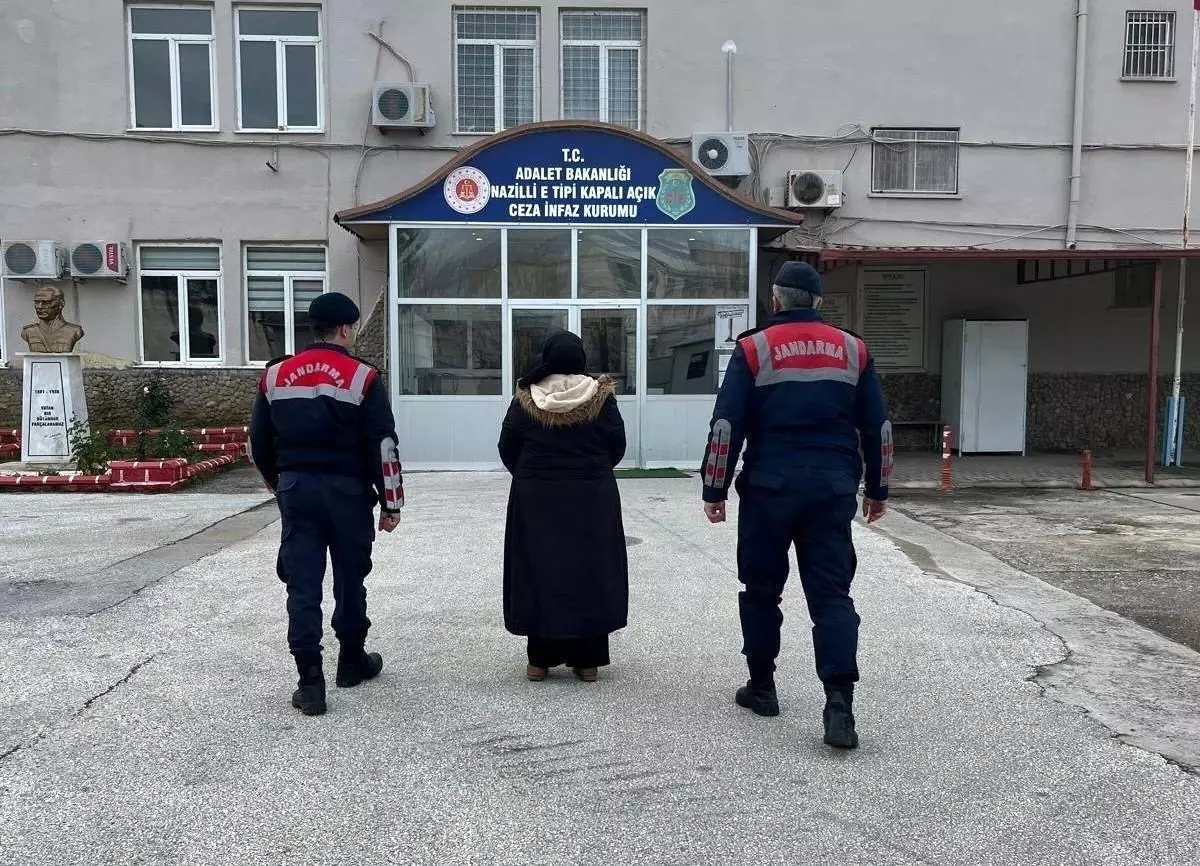 FETÖ Üyesi Kuyucak\'ta Yakalandı