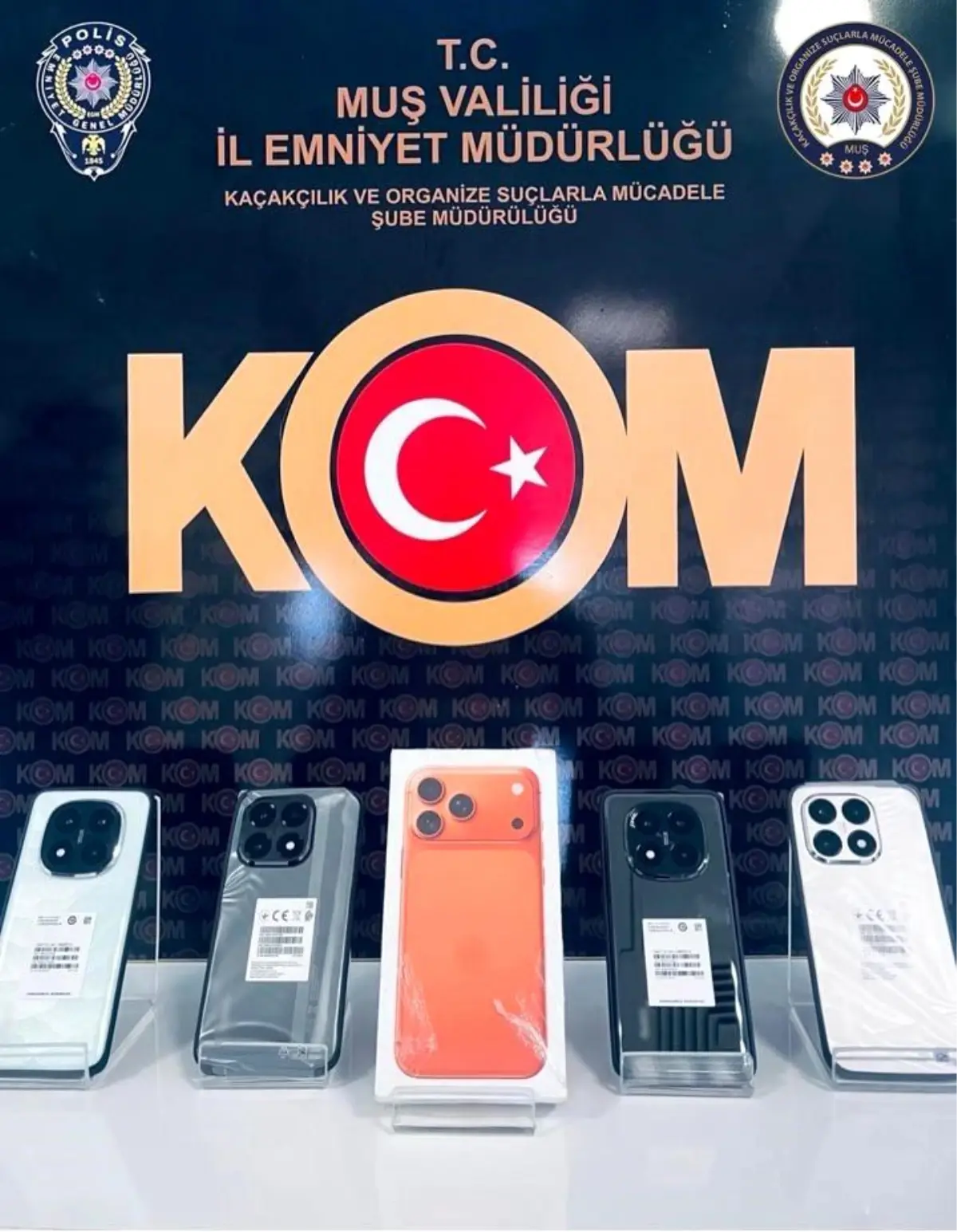 Muş\'ta Kaçak Cep Telefonu Ele Geçirildi