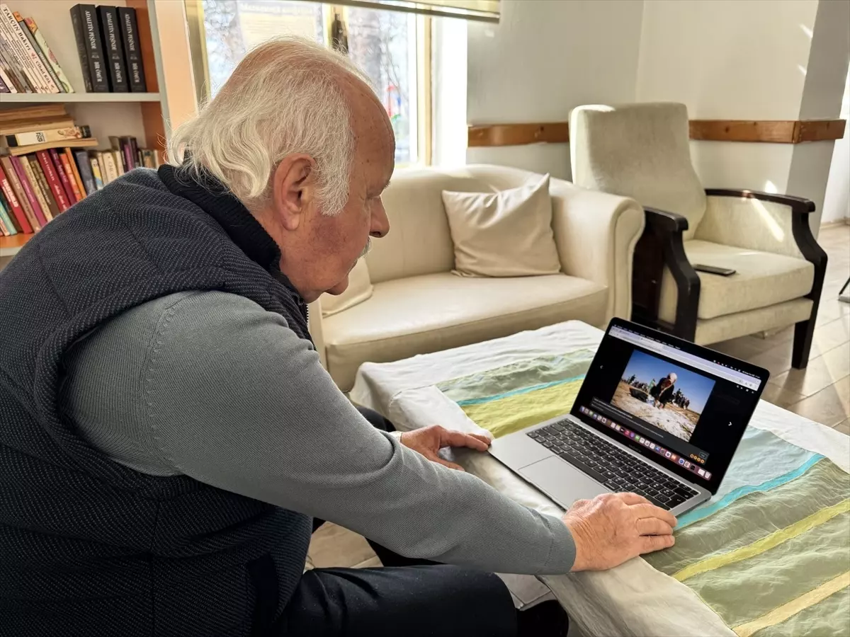 Cengiz Demirel, \'Yılın Kareleri\' Oylamasına Katıldı