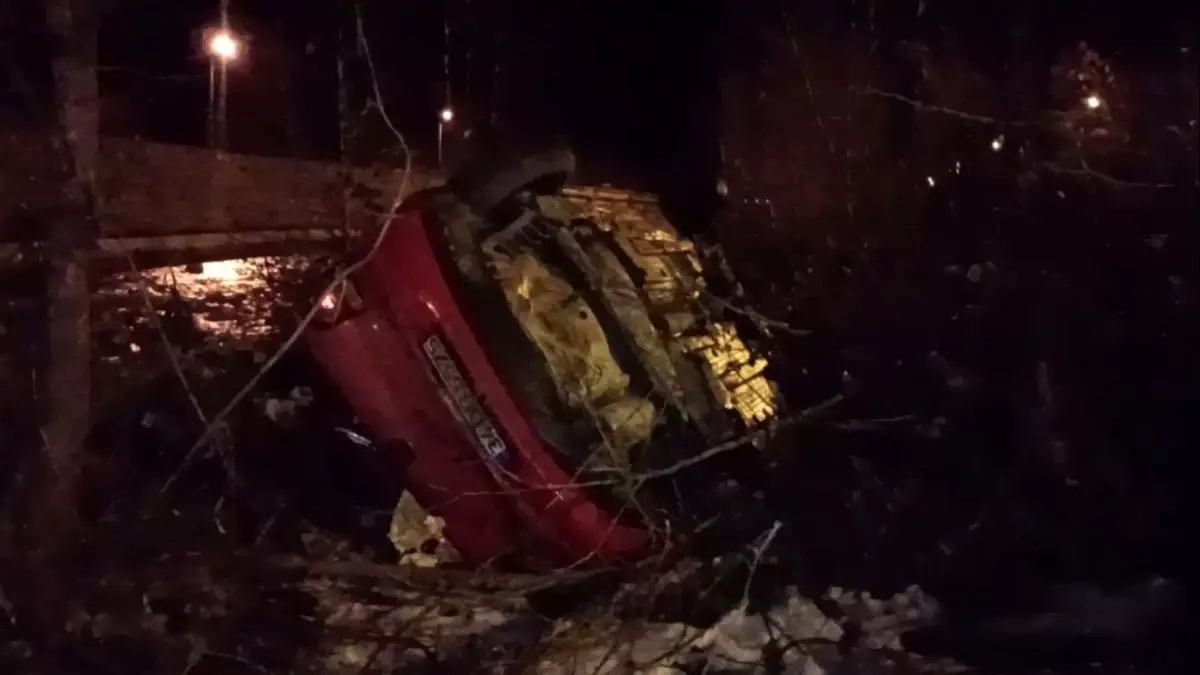 Sinop\'ta Trafik Kazası: Sürücü Hayatını Kaybetti