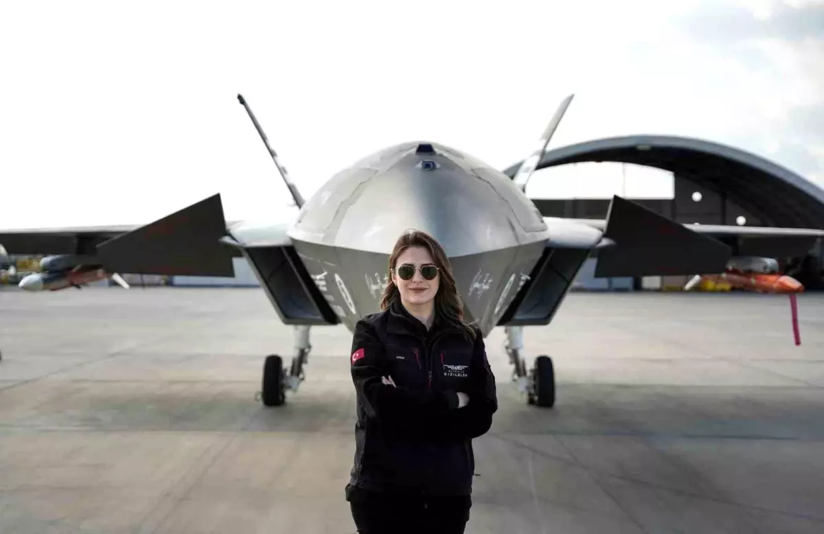 Bayraktar KIZILELMA\'nın Kadın Pilot Lideri: Elif Ergin