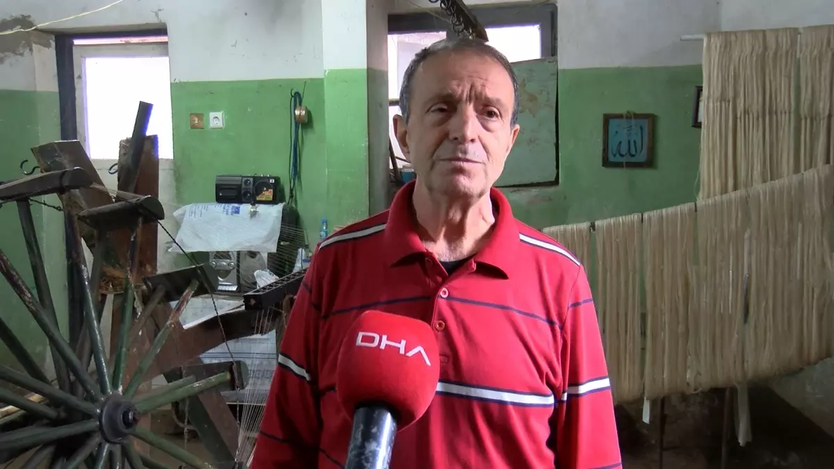 54 yıldır ipeğin peşinde günde 20 kilometre koşuyor