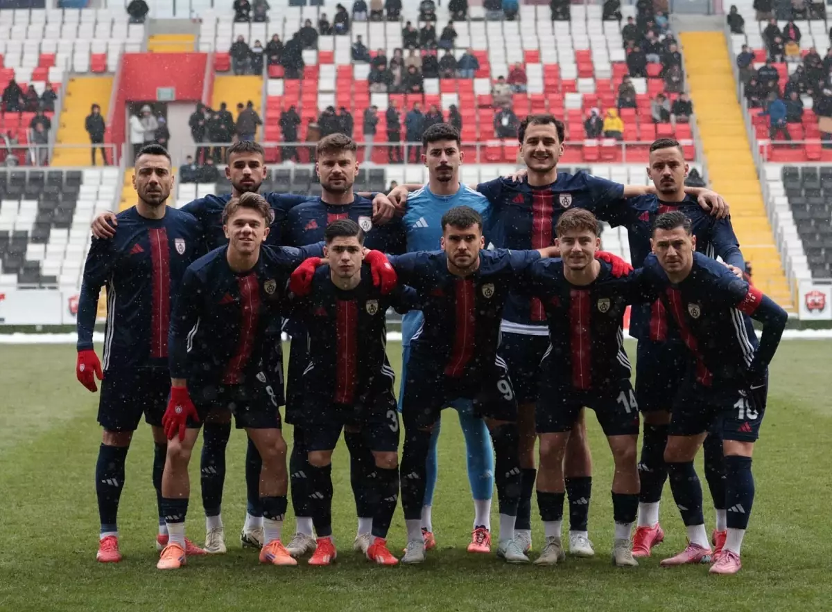 Altınordu - Adana 01 FK Maçı Öncesi