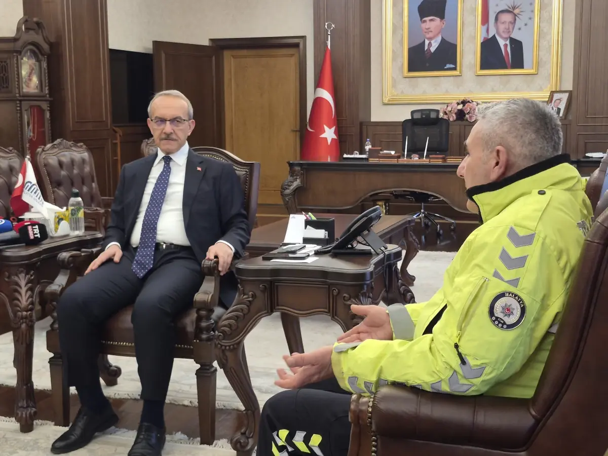 Polisten Hayat Kurtaran Hareket