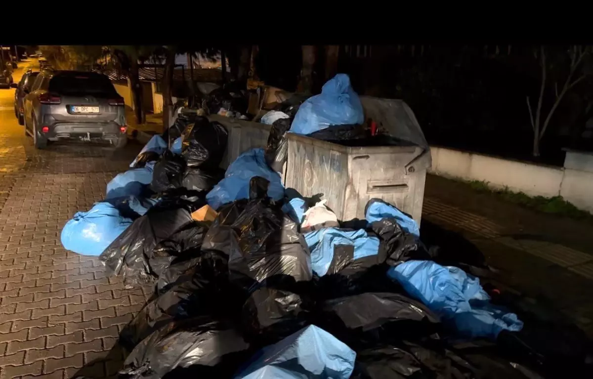 Bandırma\'da sağlık kuruluşunun yanında skandal manzara