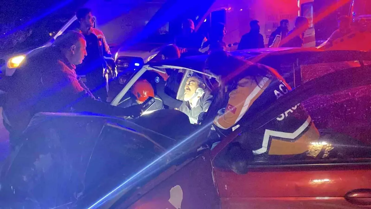 Çorum\'da Trafik Kazası: 8 Yaralı