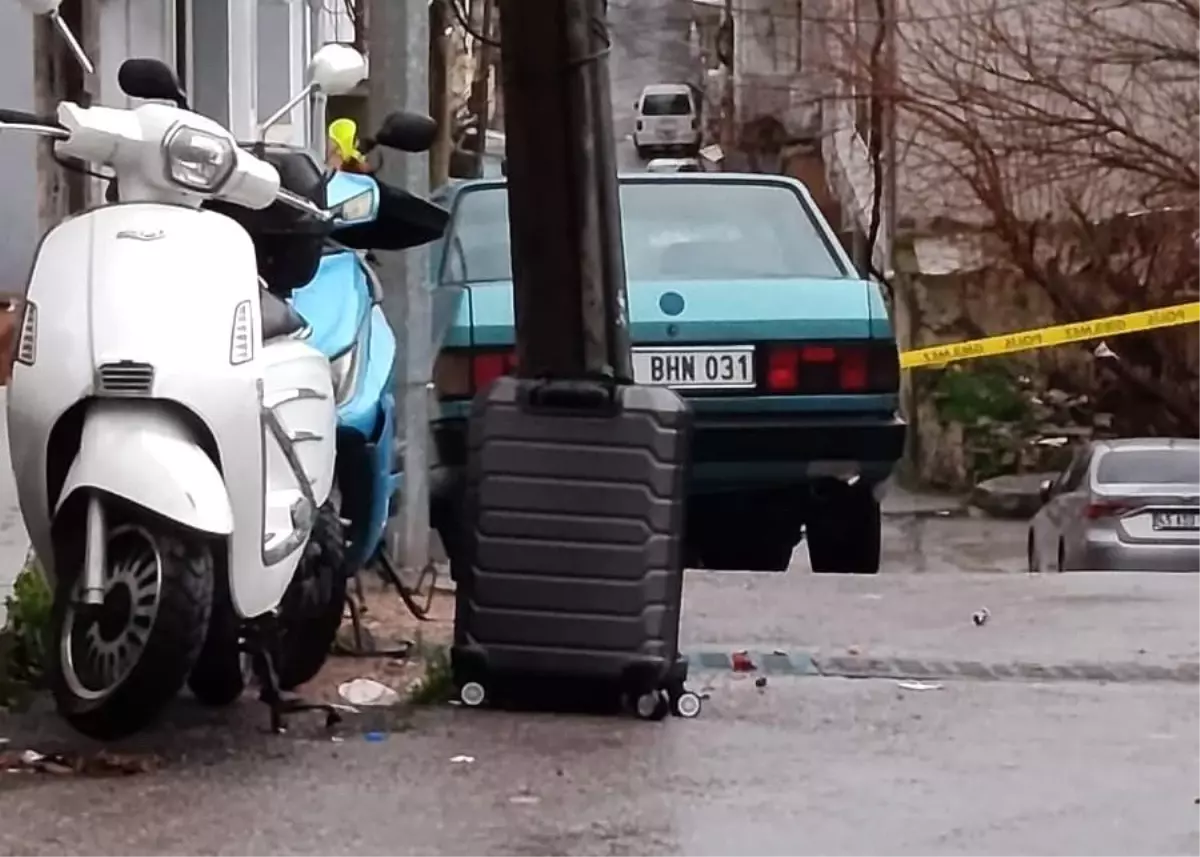 Şüpheli Valiz Boş Çıktı, Paniğe Neden Oldu