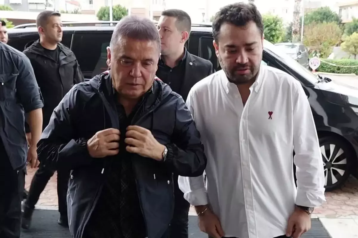 Eşinden Gökhan Böcek\'e "Yüzde 10 ile geçinen ezik" tepkisi