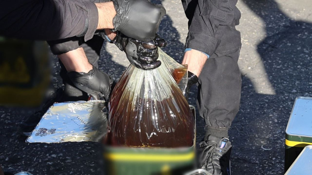 Suriye'de, Brezilya'dan gelen bir gemide yüklü miktarda uyuşturucu ele geçirildi Suriye'de, Brezilya'dan gelen bir gemide yüklü miktarda uyuşturucu ele geçirildi