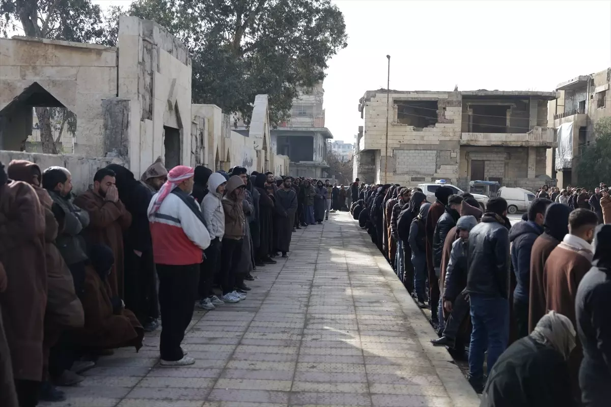 Rakka\'da Uzlaşı Merkezi Yoğunluğu