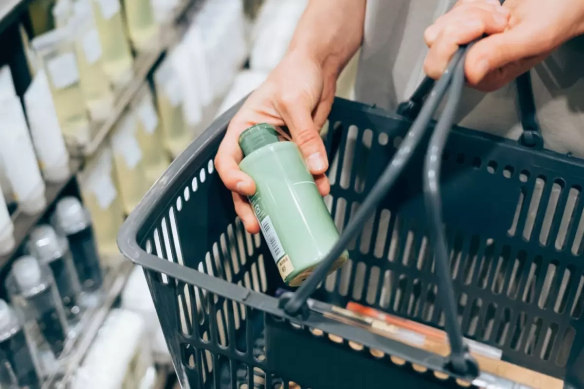 Türkiye\'de de satılıyordu! Dev kozmetik markası iflas bayrağını çekti