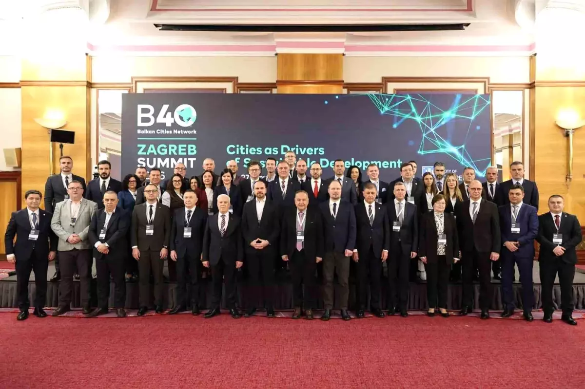 Başkan Aras B40 Zirvesinde kültür, turizm ve yerel demokrasiyi anlattı