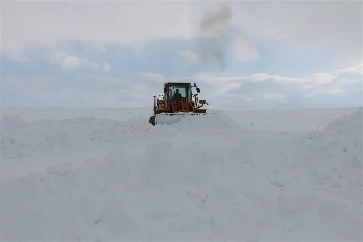 Karlıova\'da Yol Çalışmaları Tamamlandı