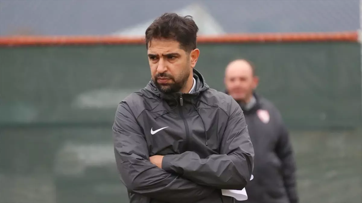 Boluspor\'un Yeni Teknik Direktörü Erdal Güneş