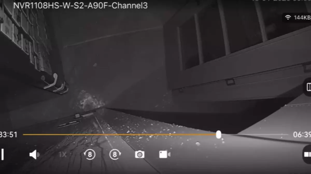 Bursa\'da Yeni Binada Tavan Çöktü