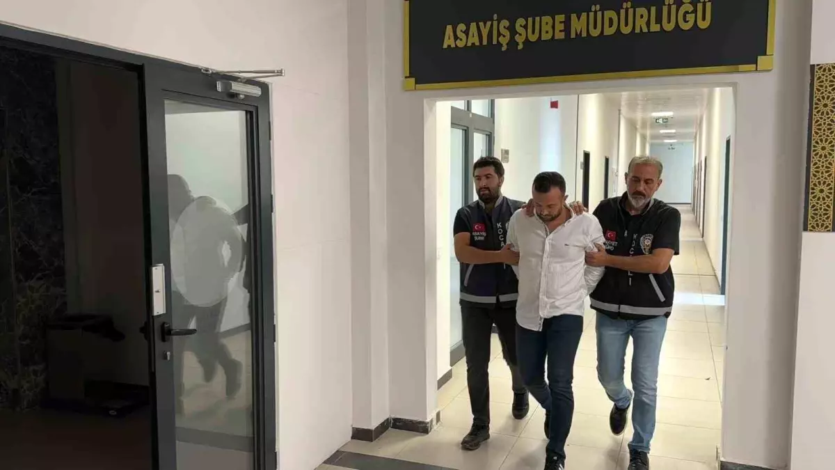 Kartepe\'de Otobüs Tartışması Kanlı Bitti