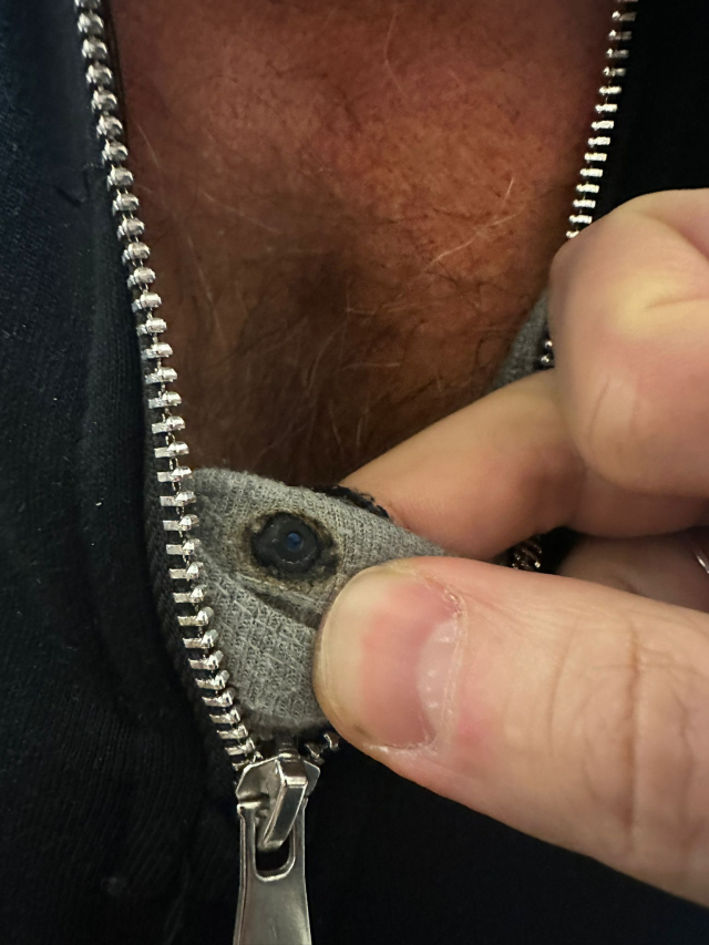 Ehliyet sınavında kopya düzeneğiyle yakalandı; 2 gözaltı Ehliyet sınavında kopya düzeneğiyle yakalandı; 2 gözaltı