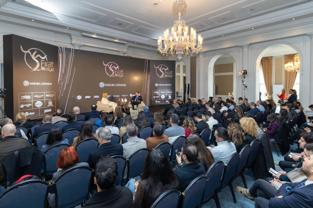 Fırat Life Style, 7 Sektörde Kurduğu Yapıyla 10 Milyar Dolarlık Hacmi Geride Bıraktı Fırat Life Style, 7 Sektörde Kurduğu Yapıyla 10 Milyar Dolarlık Hacmi Geride Bıraktı