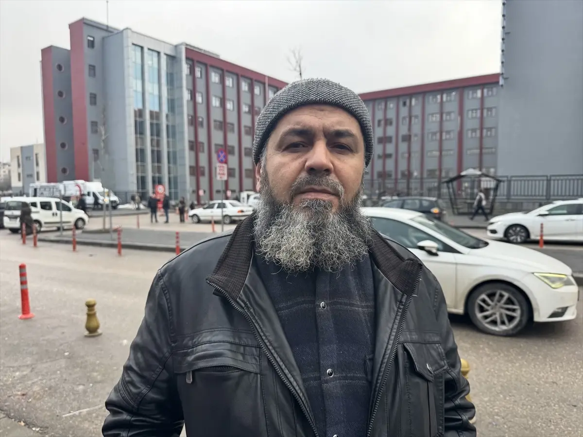 Gaziantep\'te boşanma aşamasındaki eşini darbeden şüpheli gözaltında