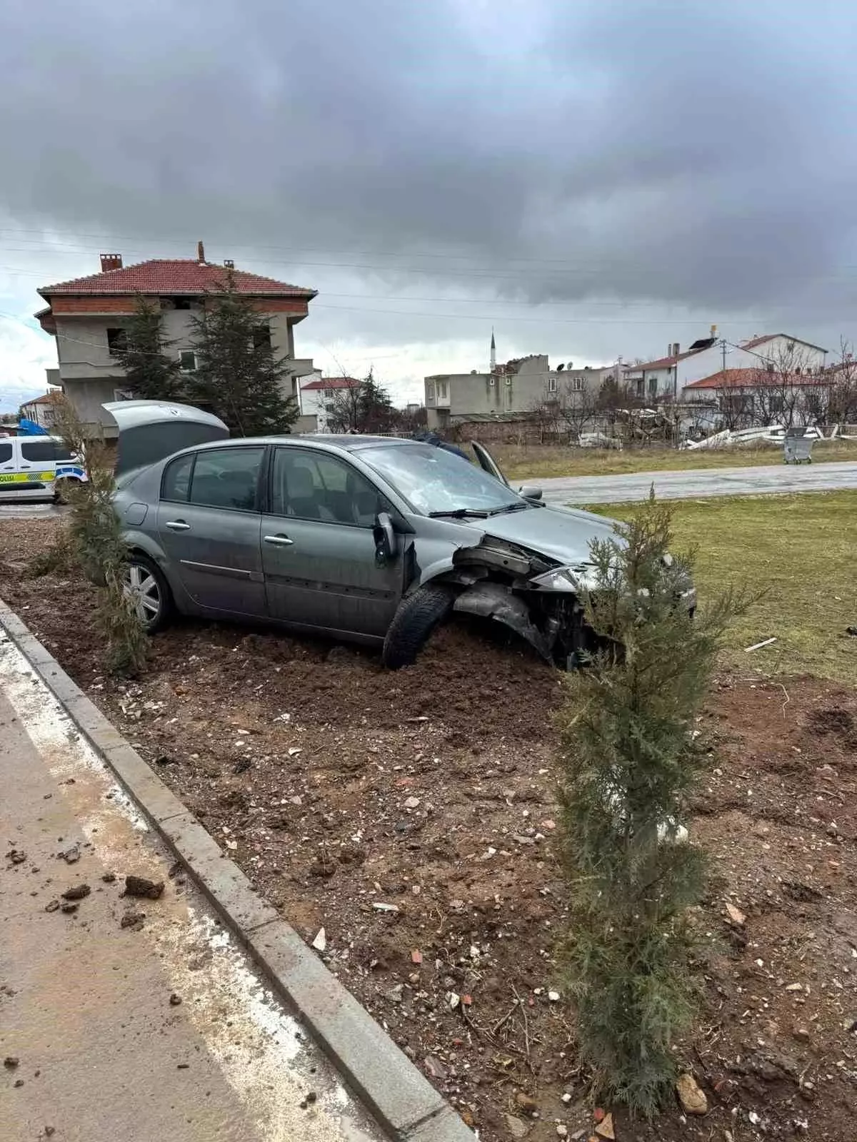 Afyonkarahisar\'da Kaza: Şans Eseri Yaralı Yok
