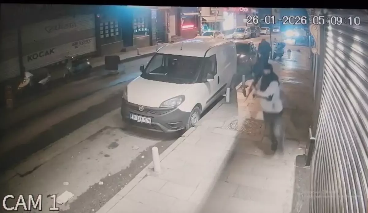 İstanbul\'un göbeğinde kalaşnikoflu saldırı: Talimatı \'dayı\' lakaplı birinden aldım