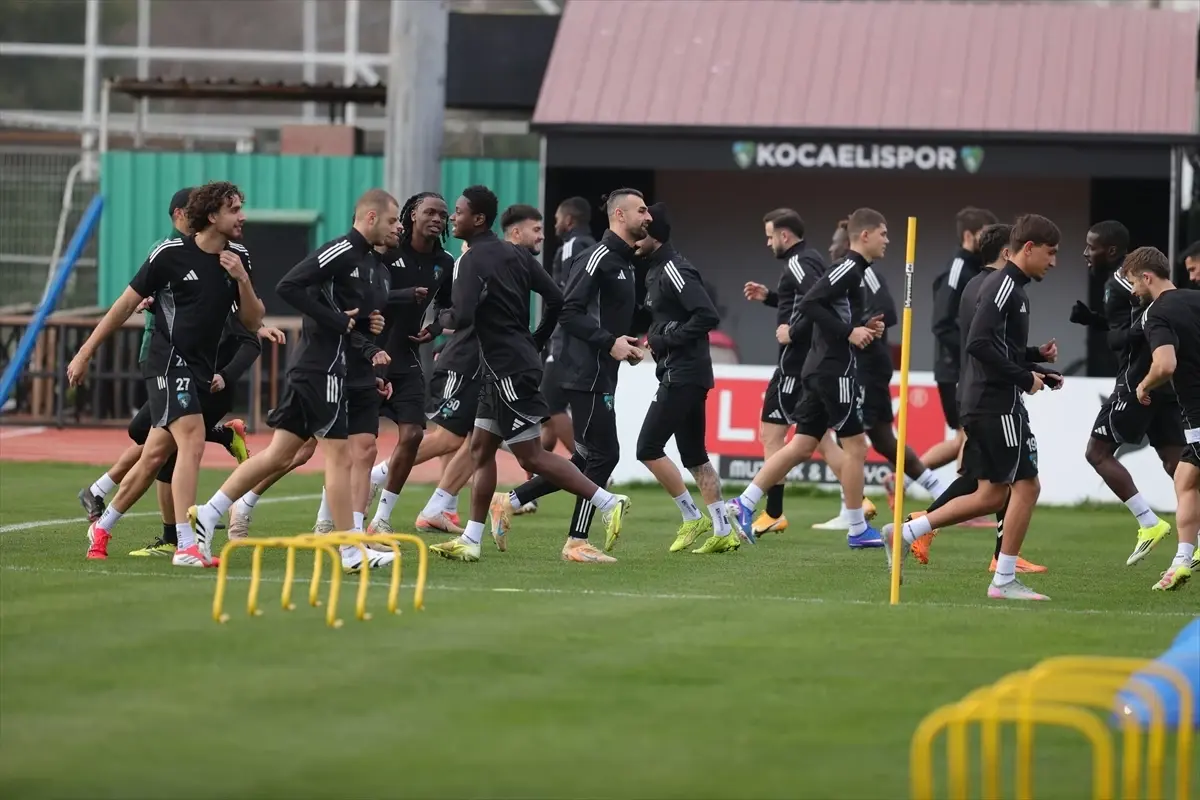 Kocaelispor Fenerbahçe Maçına Hazırlanıyor