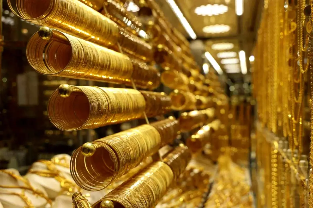 Altın Güvenli Liman: Yatırımcılar Dikkat!