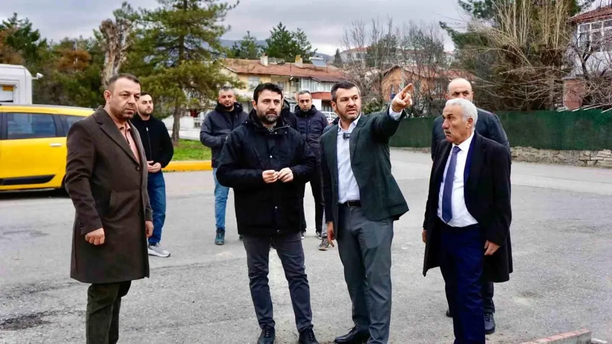 Milletvekili Cem Şahin, Karabük Belediyesi\'nin çalışmalarını yerinde inceledi