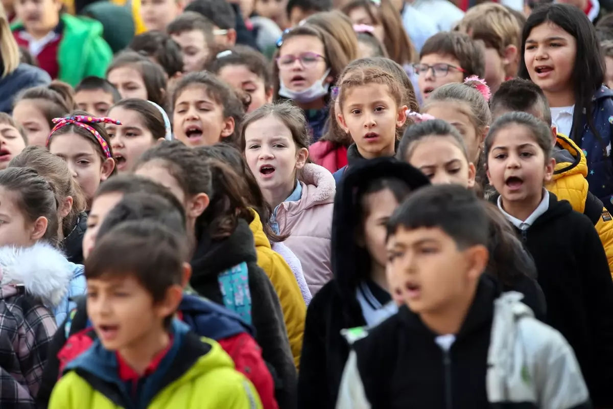 Milyonlarca öğrenciyi ilgilendiriyor! Sömestr tatili uzayabilir