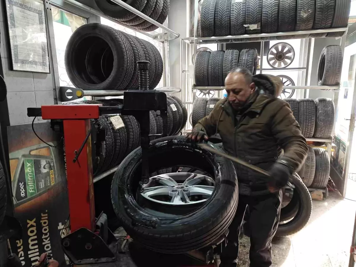 Kayseri\'de Lastik Fırsatçılığına Dikkat!