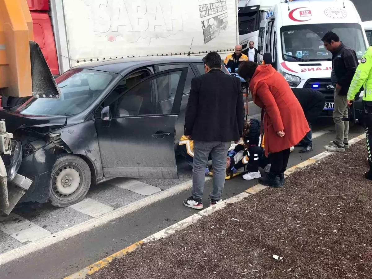 Konya\'da Trafik Kazası: 1 Yaralı