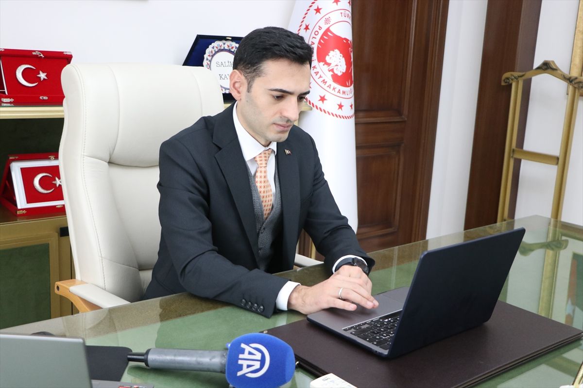 Polateli Kaymakamı \'Yılın Kareleri\' Oylamasında