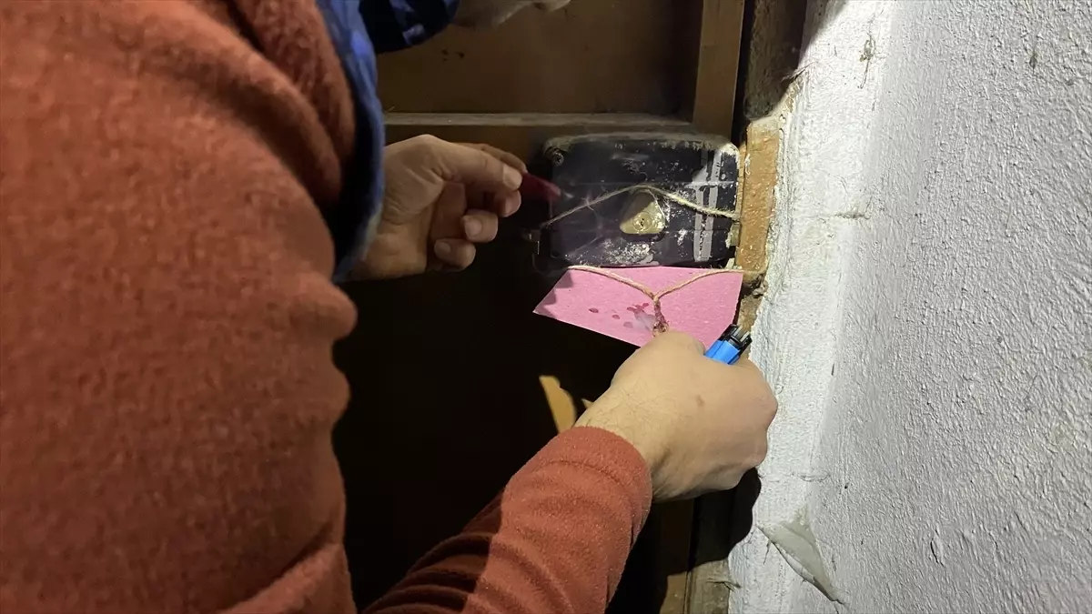 Türkeli\'de 7 Katlı Bina Tahliye Edildi