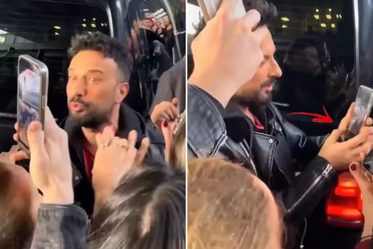 Tarkan\'ın hayranıyla "Bana teyze de" diyaloğu gülümsetti! Son hareketi olaya damga vurdu