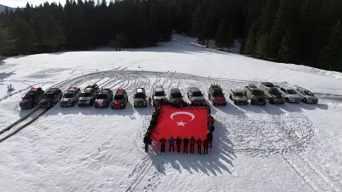 Ilgaz Dağı\'nda Yaban Hayvanları İçin Yemleme Çalışması