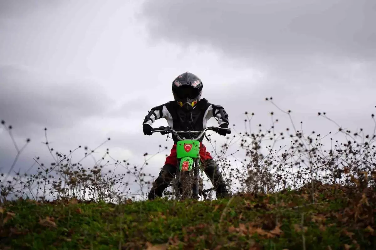 5 Yaşındaki Motosiklet Tutkunu Ertuğrul