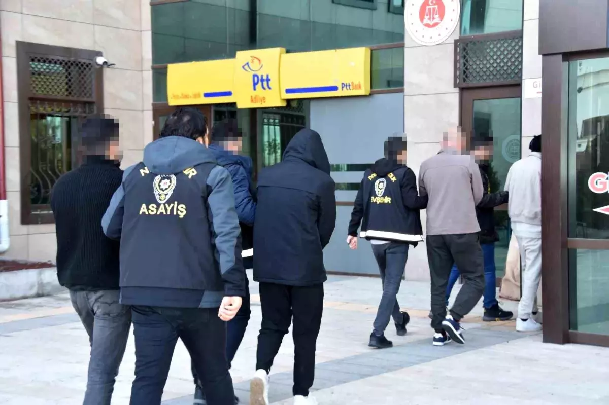 Nevşehir\'de Dolandırıcılık Çetesi Çökertildi