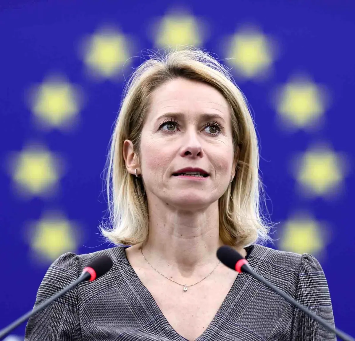 AB, İran Devrim Muhafızları\'nı Terör Örgütü Olarak Tanıdı