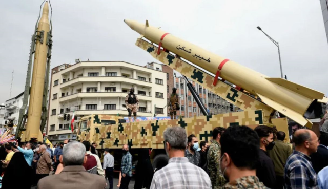 ABD'ye karşı koyabilirler mi? İşte 'Eller tetikte bekliyoruz' diyen İran'ın askeri gücü ABD'ye karşı koyabilirler mi? İşte 'Eller tetikte bekliyoruz' diyen İran'ın askeri gücü