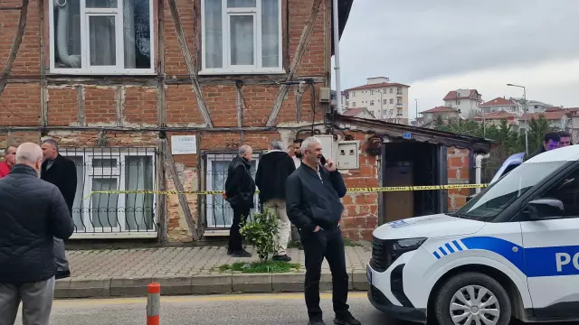 Arkadaşını av tüfeğiyle vurarak öldürdü