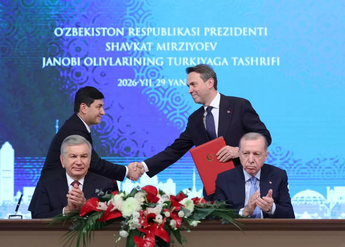 Bakan Bayraktar\'dan Özbekistan ile \'Madencilik Anlaşması\' paylaşımı