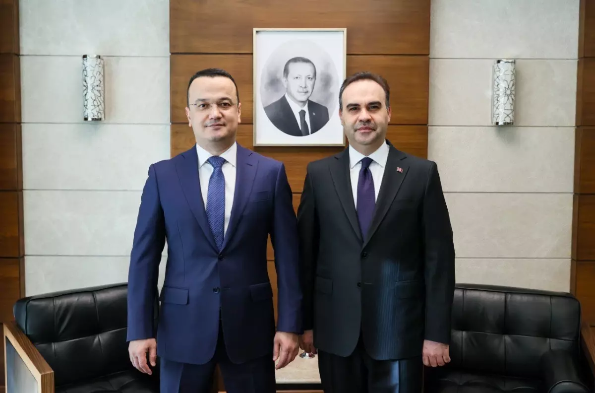 Bakan Kacır Özbekistan ile İşbirliği Görüşmesi Yaptı